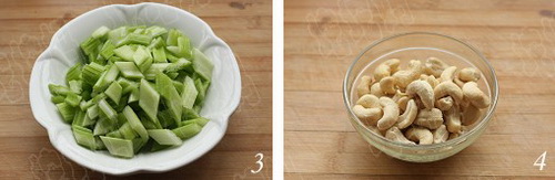 Gà xào hạt điều và cần tây Bước 3-4