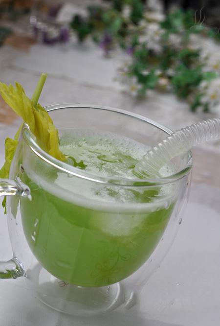 Nước ép mật ong cần tây